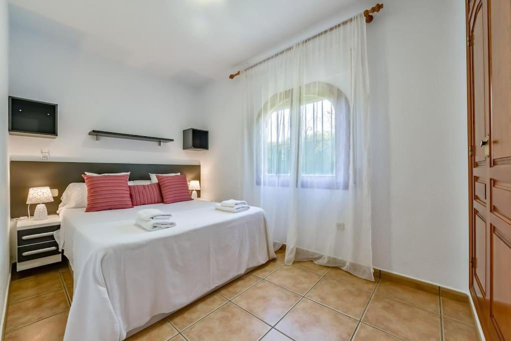 Villas Guzman - Mouna Calp Exterior foto