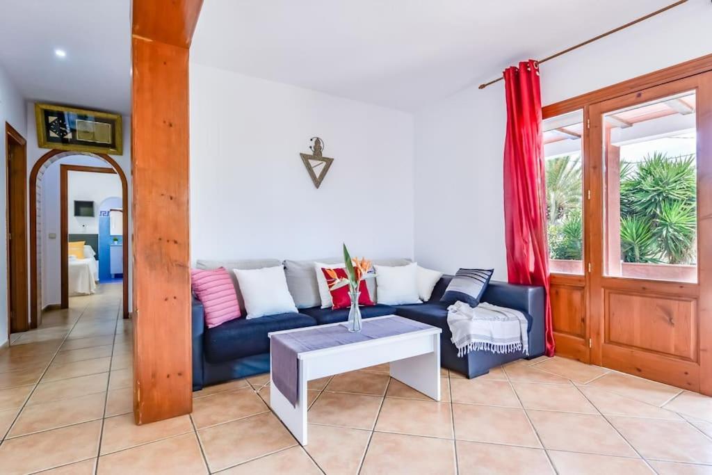 Villas Guzman - Mouna Calp Exterior foto